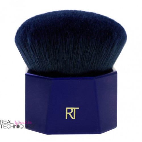 Meka kabuki četkica za šminkanje REAL TECHNIQUES PowderBleu™